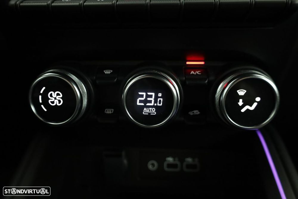 Renault Clio 1.0 TCe Techno - 12