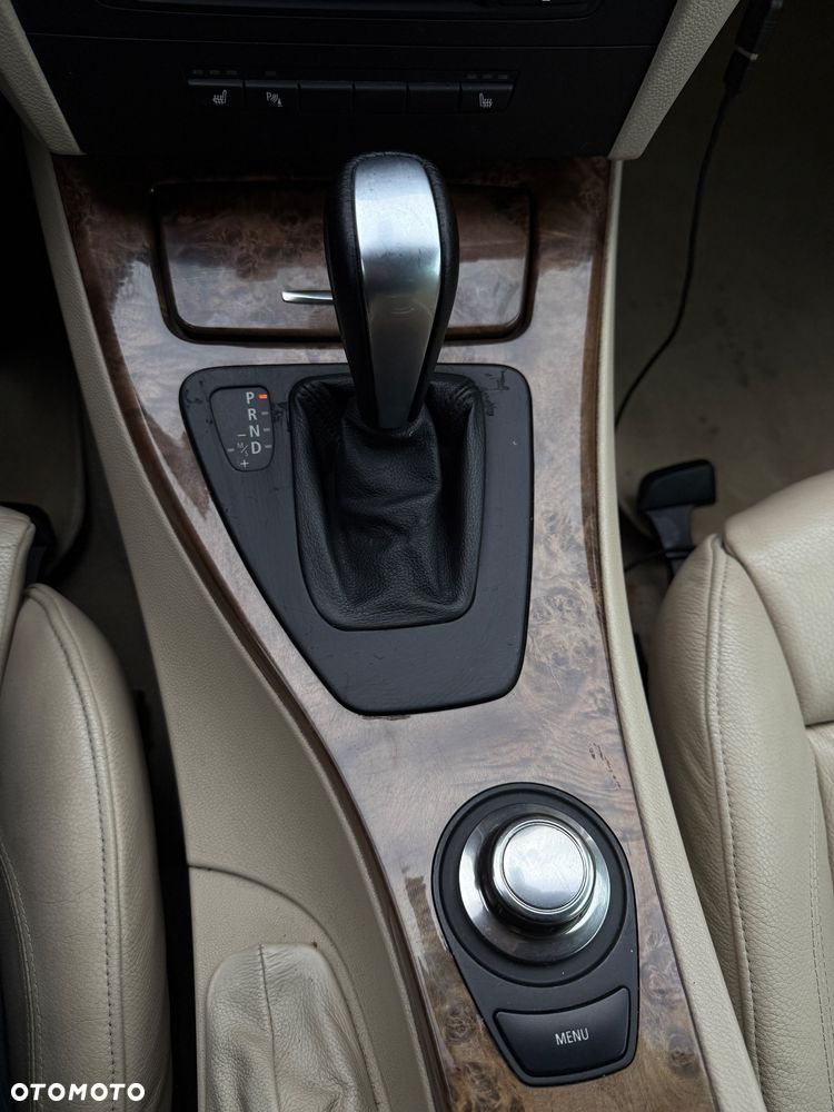 BMW Seria 3 320d - 9