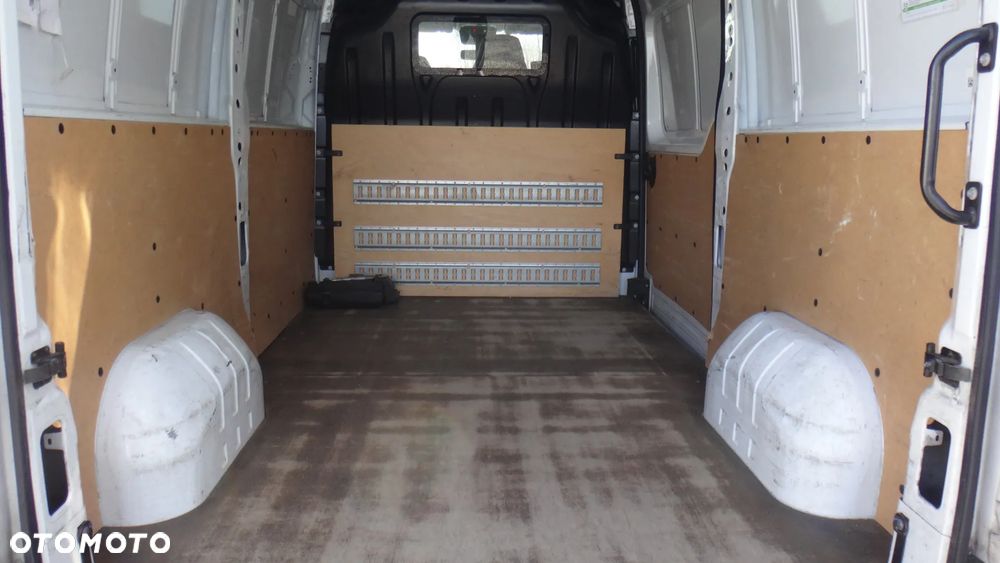 Renault Master - 9