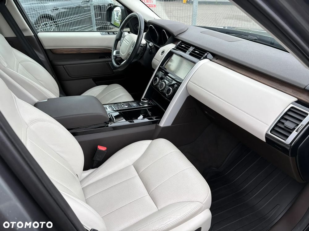 Land Rover Discovery 2.0 SD4 HSE - 29