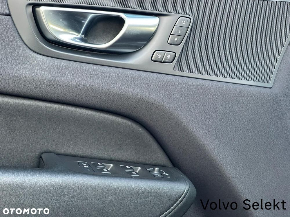 Volvo XC 60 - 22
