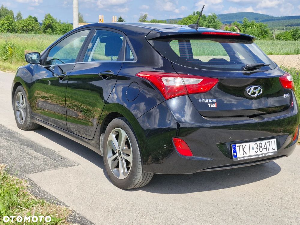 Hyundai i30 1.6 CRDi Premium - 10
