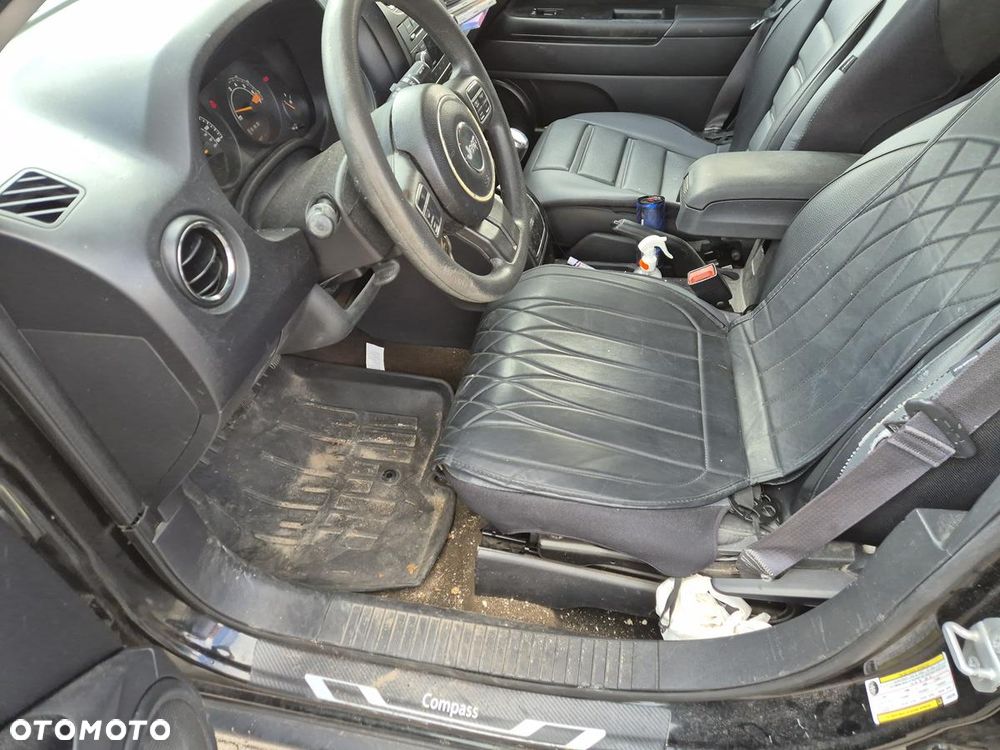 Jeep Compass - 15