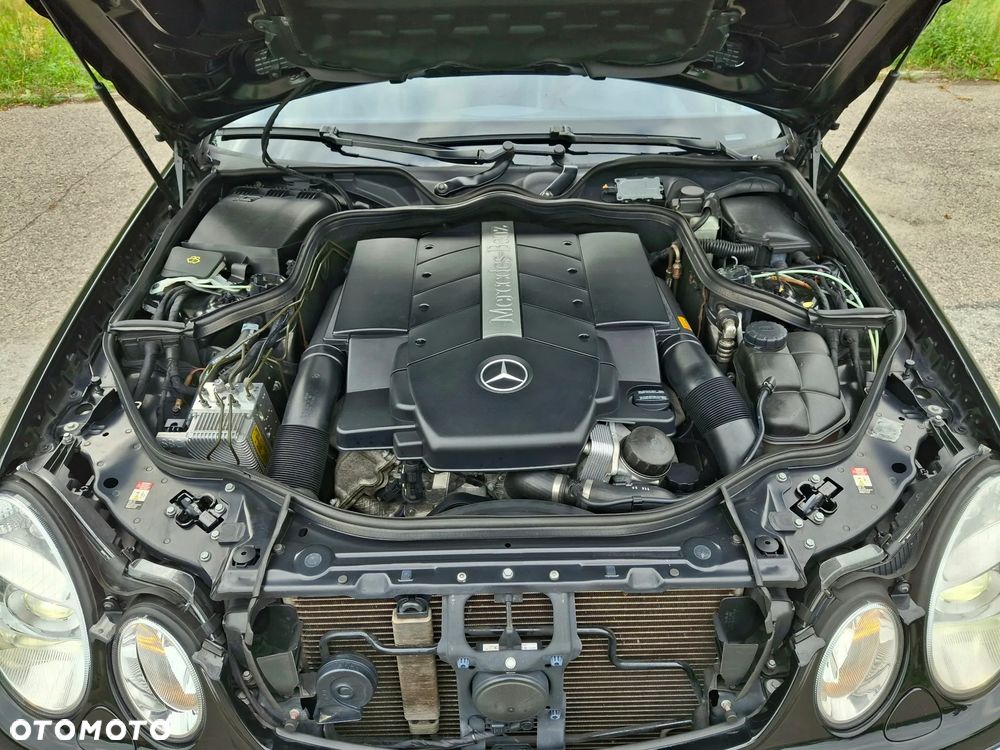 Mercedes-Benz Klasa E 500 Avantgarde Sport Edition - 30