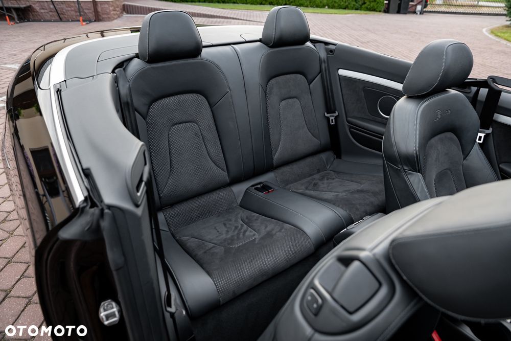 Audi A5 Cabrio 3.0 TFSI quattro S tronic - 24