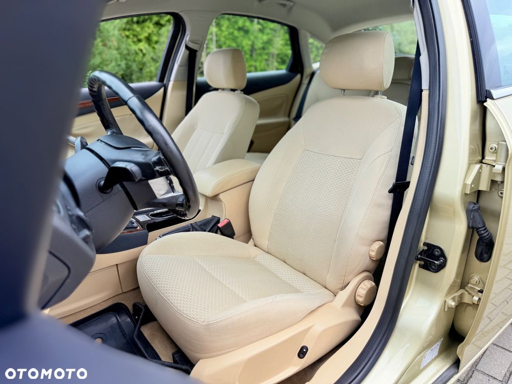 Ford Mondeo 2.0 Viva - 9
