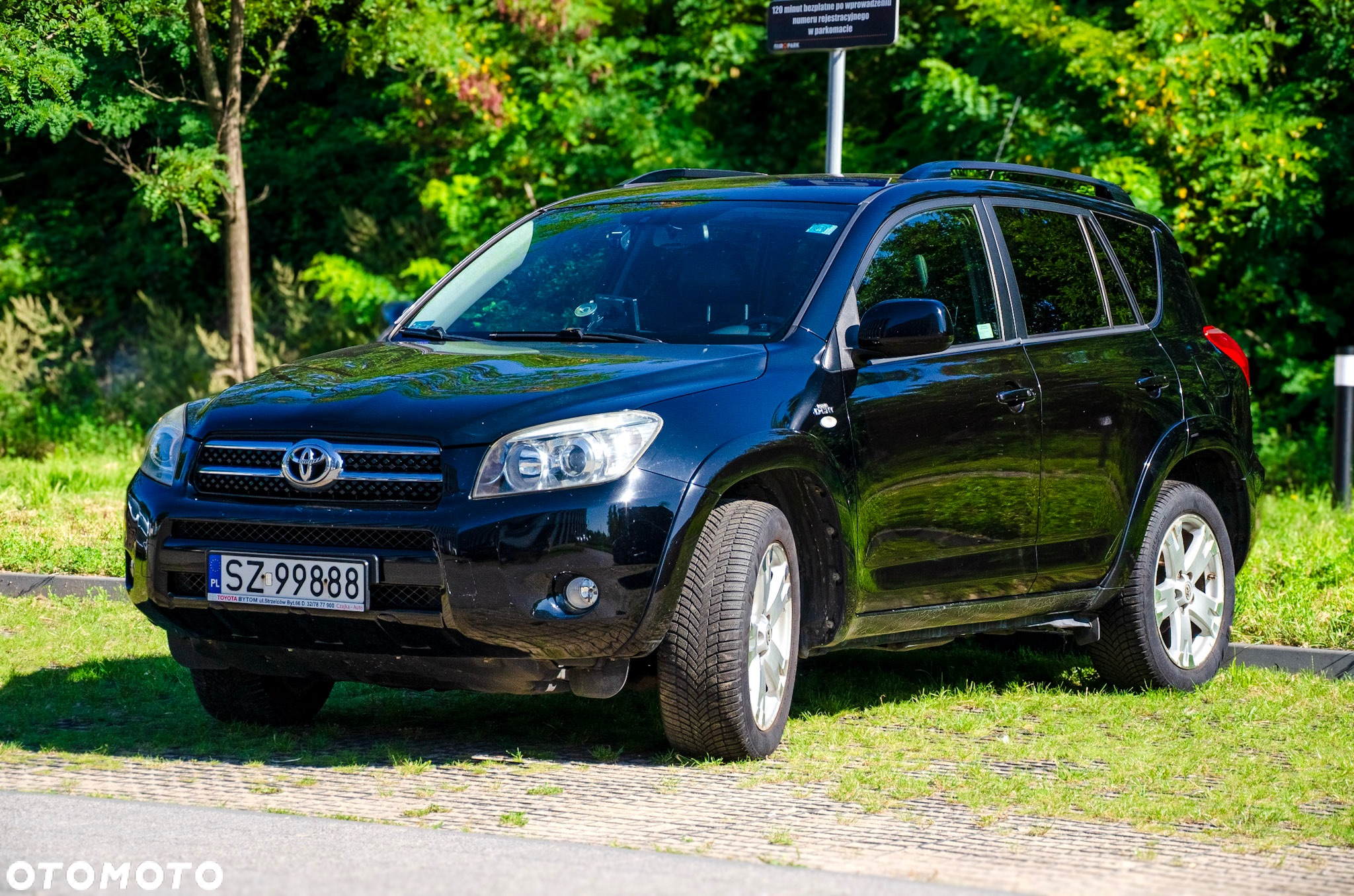 Toyota RAV4 2.2 D-4D X - 2