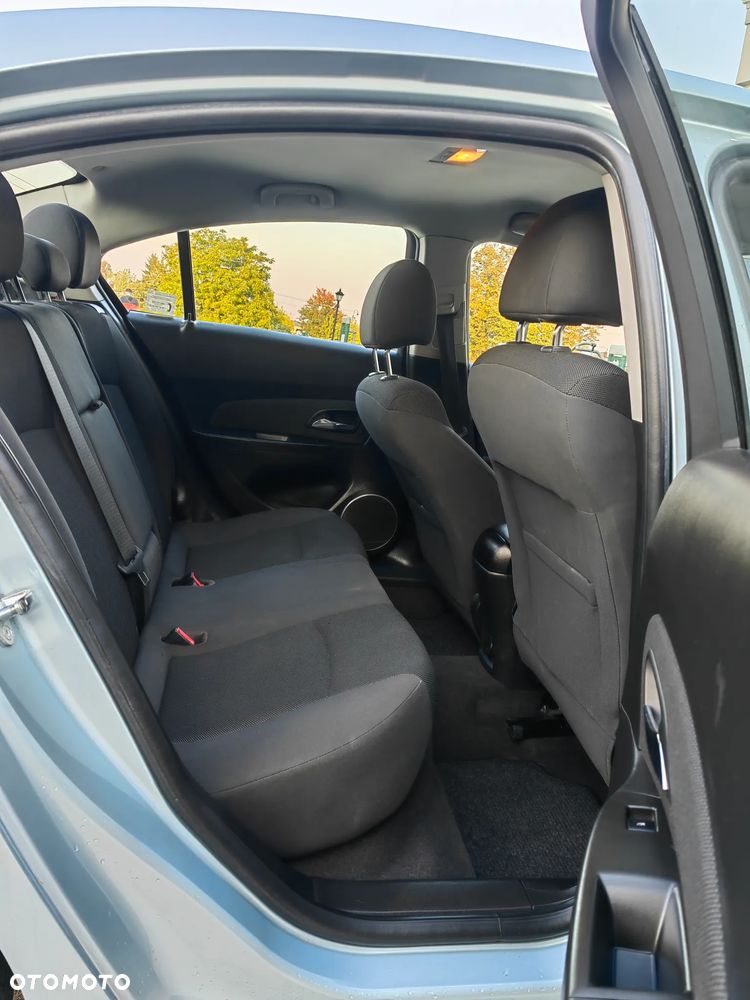 Chevrolet Cruze 1.6 LT - 7