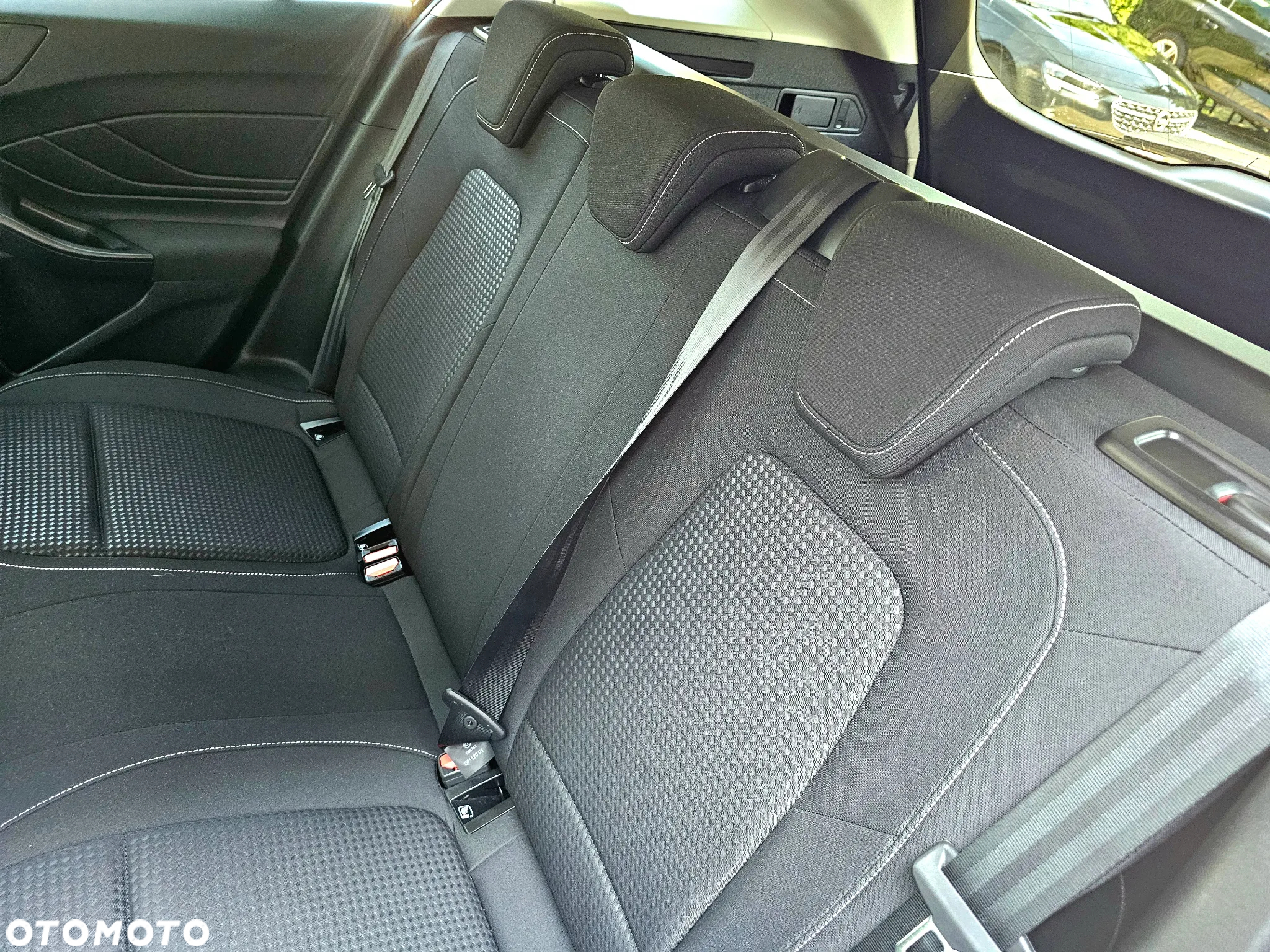 Ford Focus 1.5 EcoBlue Start-Stopp-System COOL&CONNECT - 24