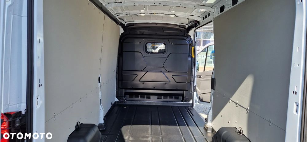 Ford TRANSIT 350 L3H2 - 8