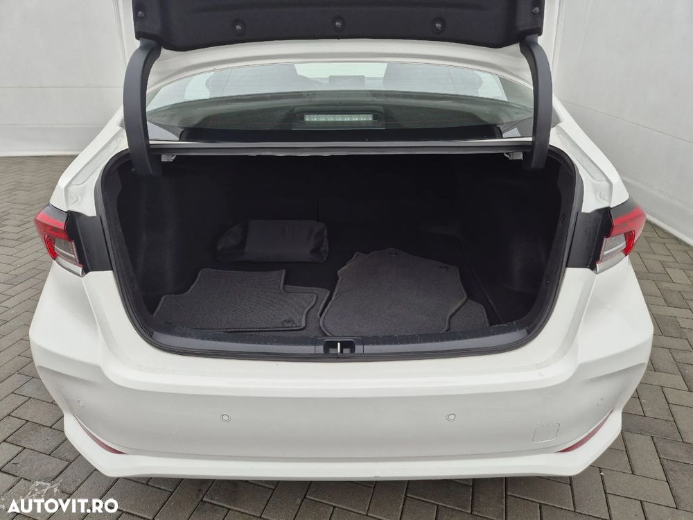 Toyota Corolla 1.8 HSD Active - 29