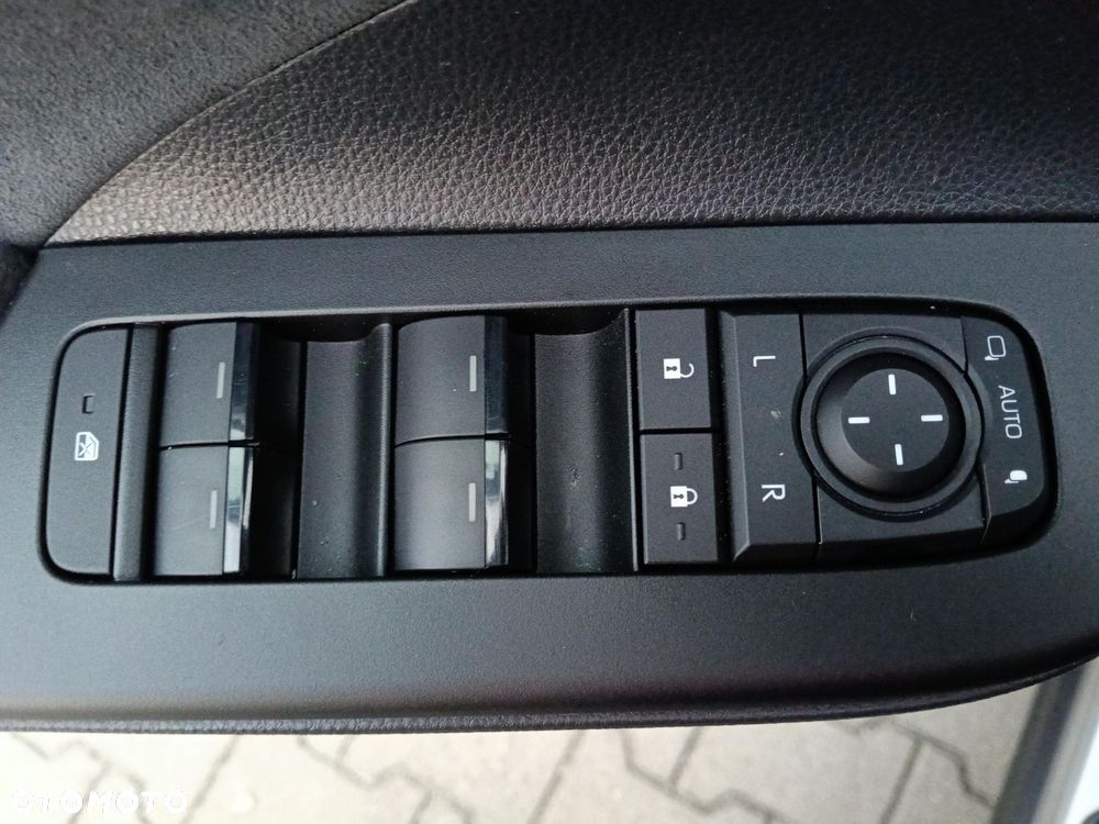 Toyota C-HR 1.8 Hybrid Executive - 14