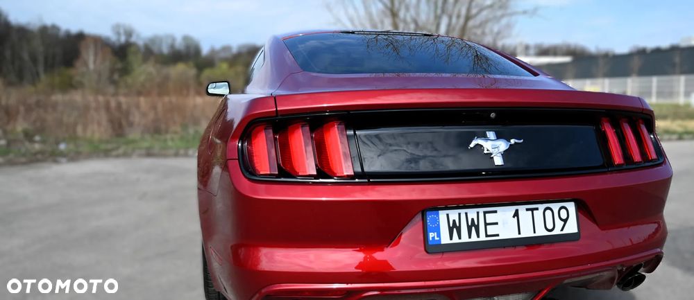 Ford Mustang - 3