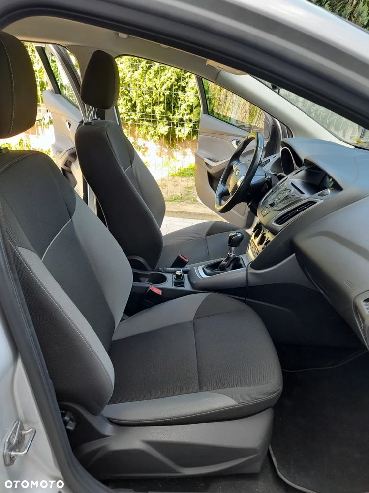 Ford Focus - 12