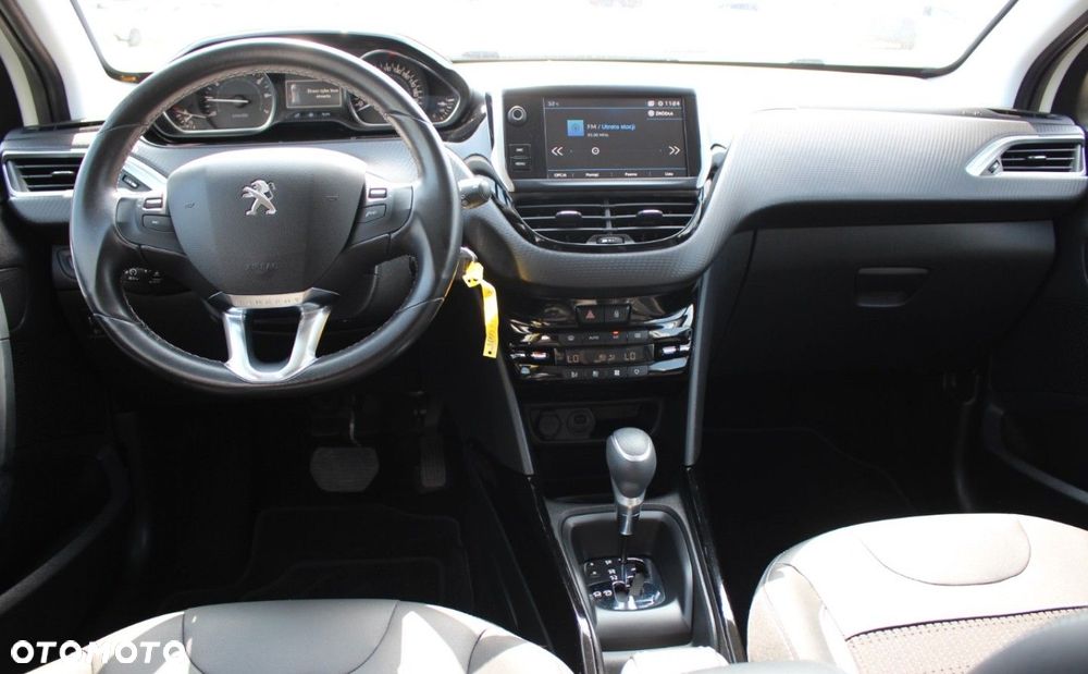 Peugeot 2008 - 14