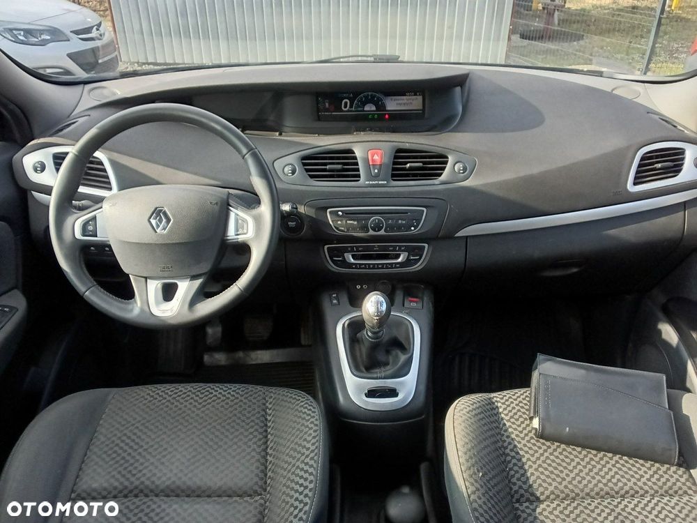 Renault Scenic - 9