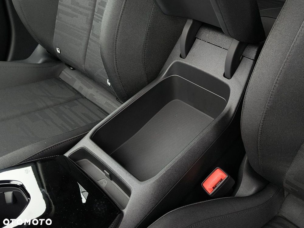 Audi A5 Limousine - 13