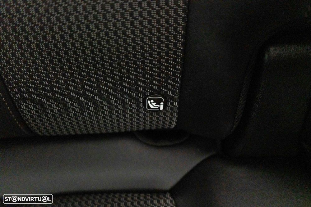 Peugeot 3008 1.6 Hybrid GT e-EAT8 - 11