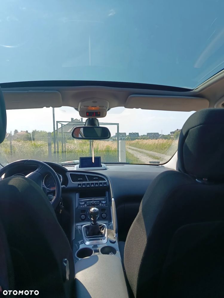 Peugeot 3008 1.6 HDi Premium - 5