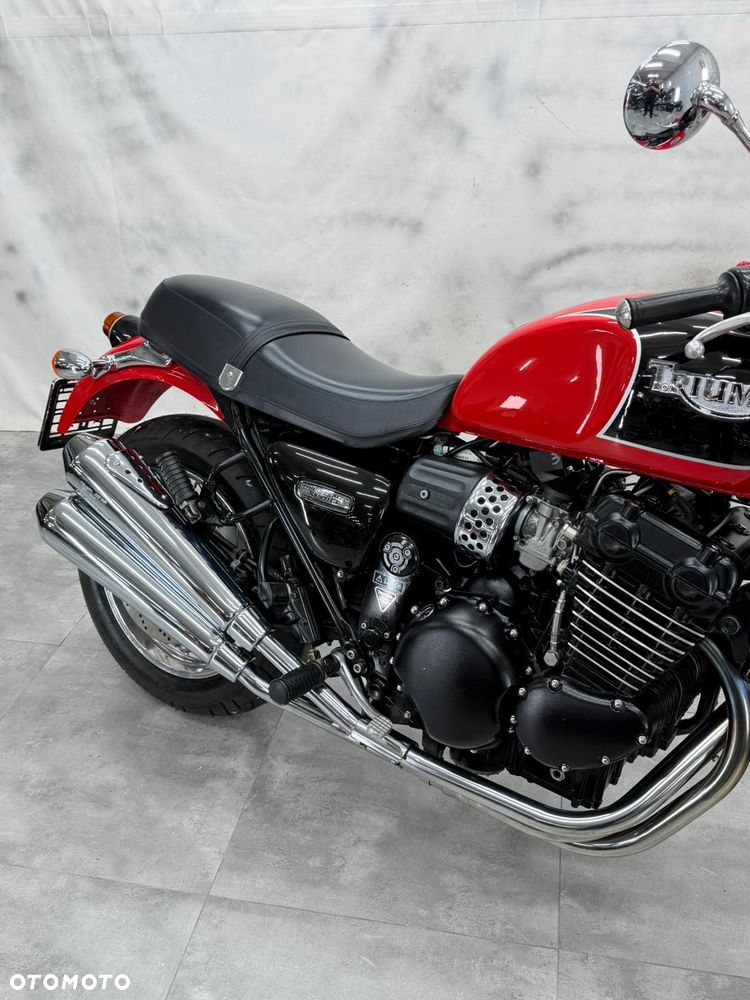 Triumph Thunderbird - 22