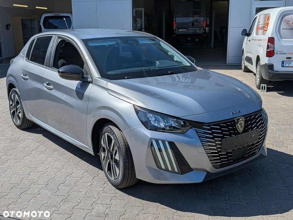 Peugeot 208 - 5