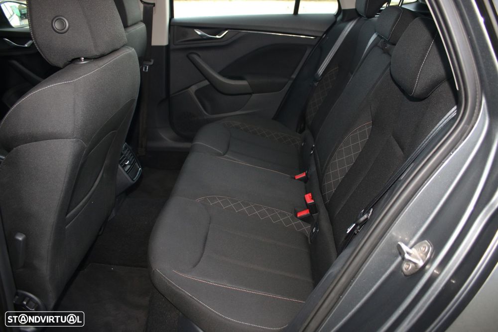 Skoda Scala 1.0 TSI - 32