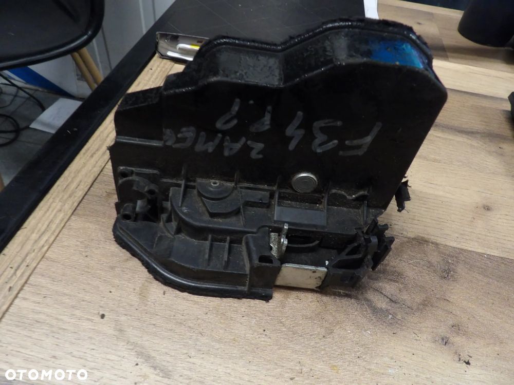 BMW - F10,F20,F30 - ZAMEK DRZWI - PRAWY PRZÓD - EUROPA - 7229458 - 1