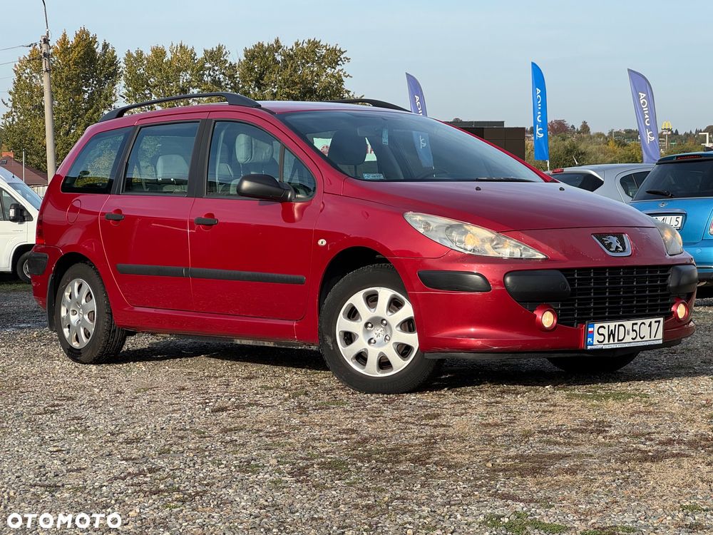 Peugeot 307 2005 photo 2