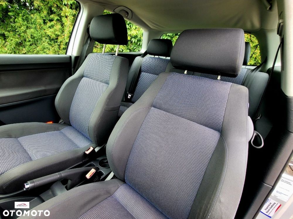 Volkswagen Polo - 8