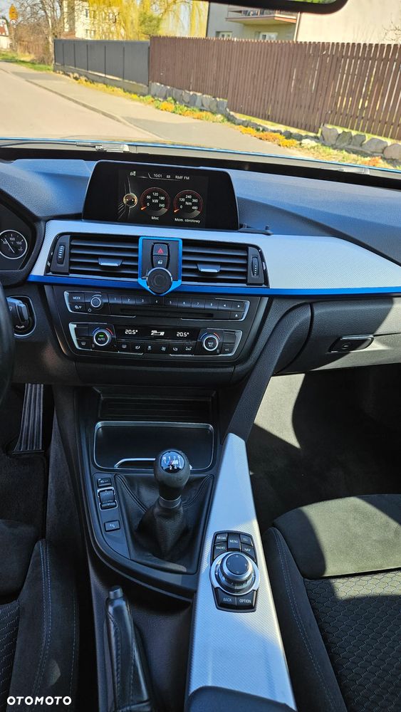 BMW 3GT 318d M Sport - 20