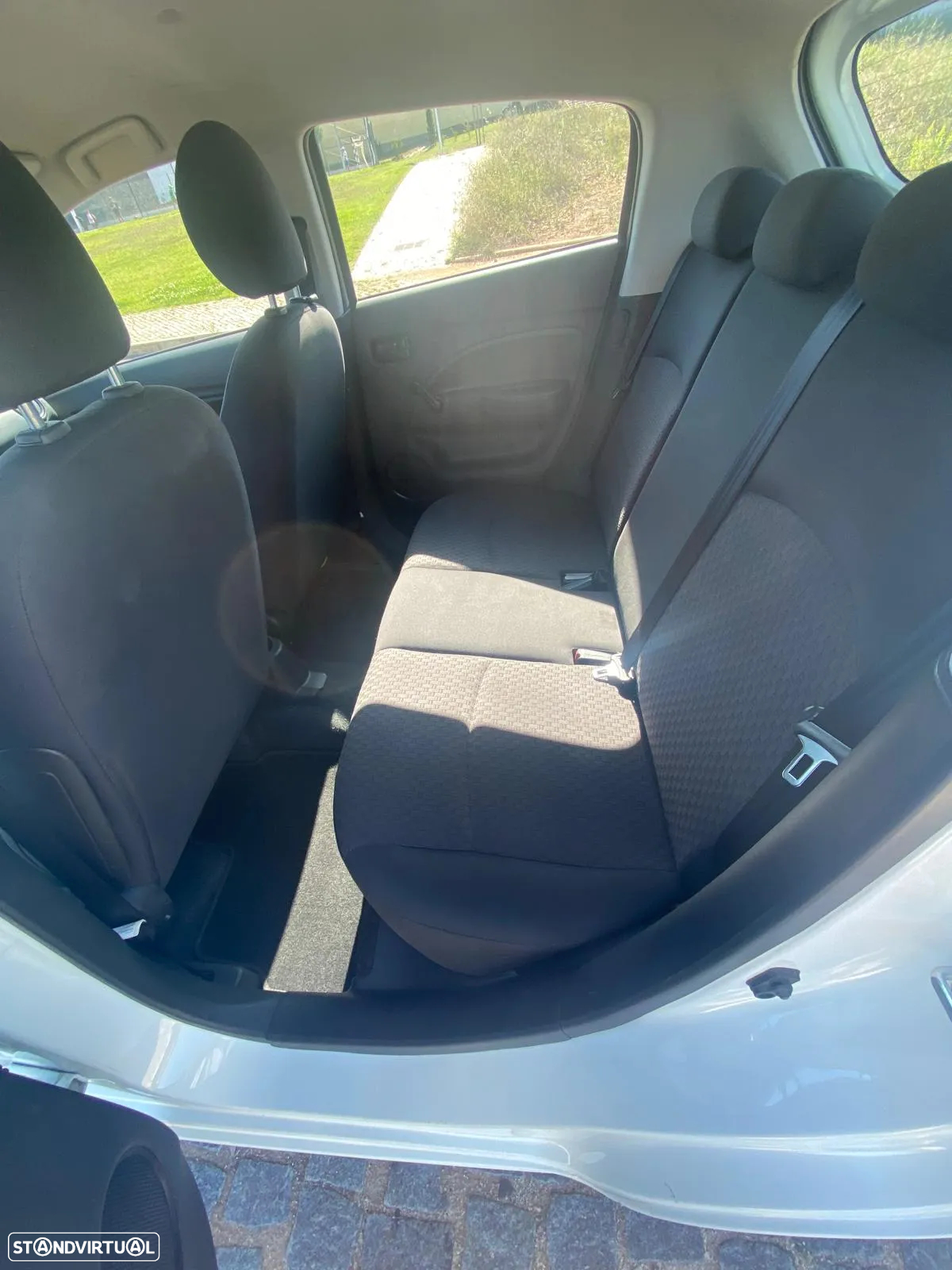 Mitsubishi Space Star - 7