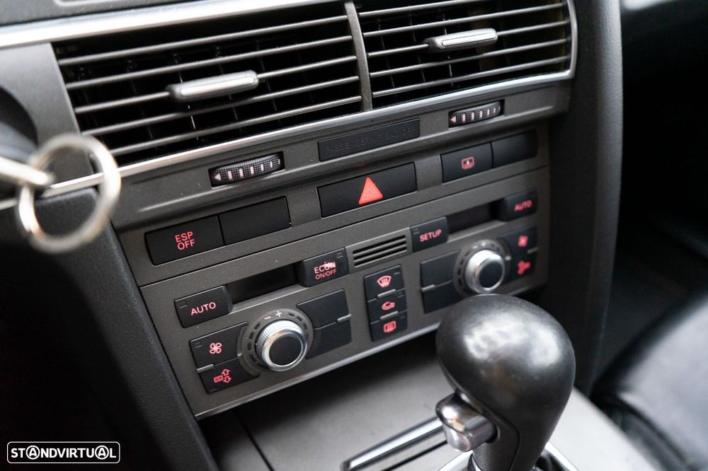 Audi A6 3.0 TDI V6 quattro Exclusive Tiptronic - 32