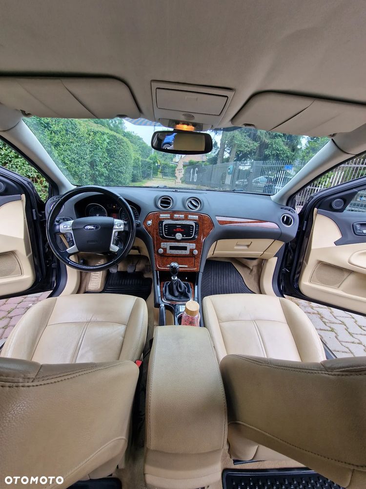Ford Mondeo 1.8 TDCi Ghia - 16