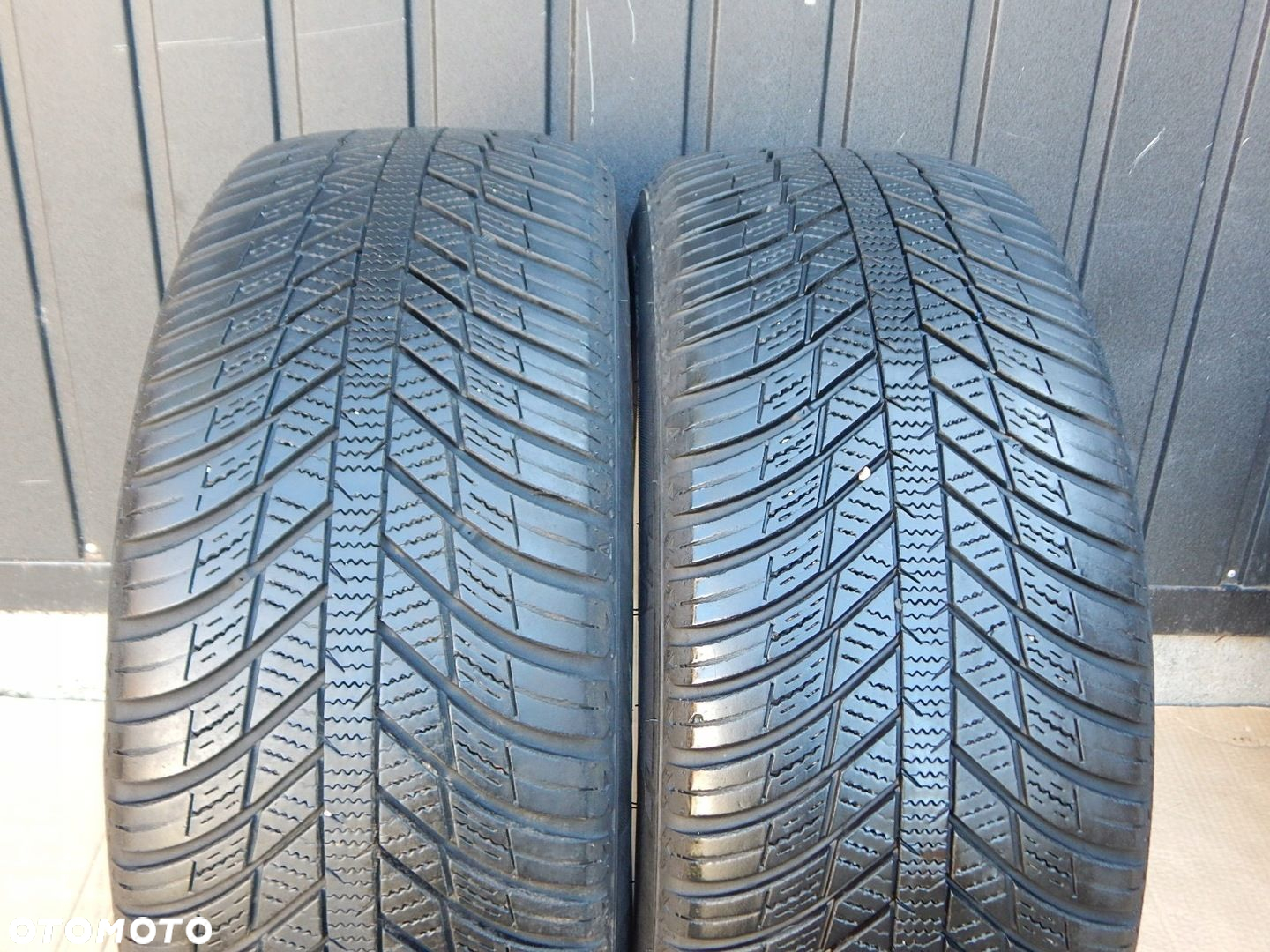 VW T5 koła alufelgi FELGI opony R17 235/55 bieżnik 4.67 7.32 - 11