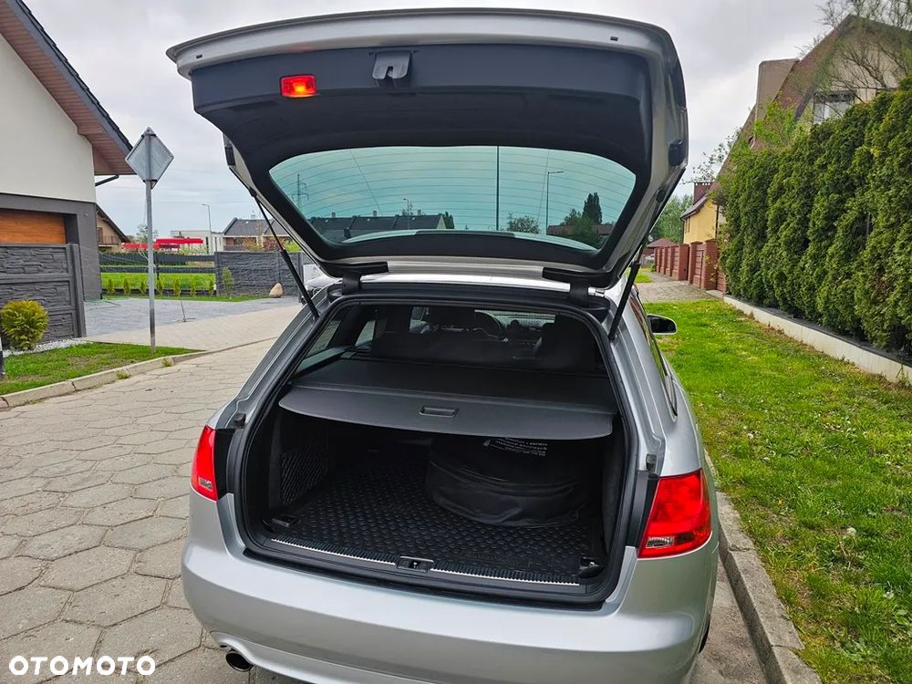 Audi A4 Avant 1.8T Quattro - 17