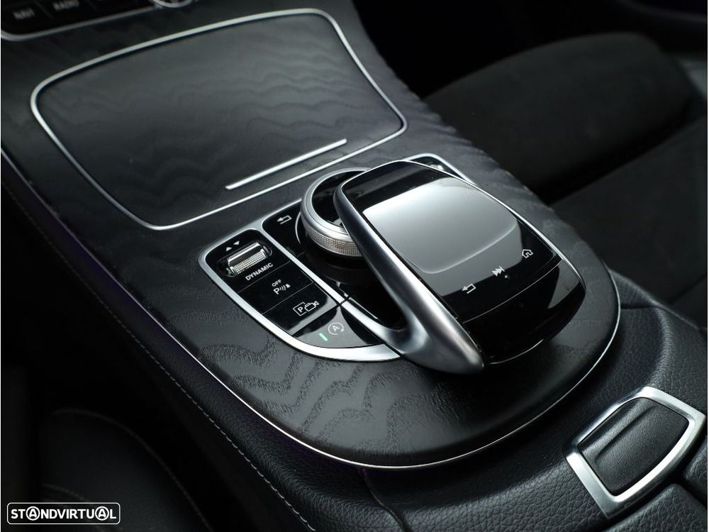 Mercedes-Benz E 300 d AMG Line 7L - 23