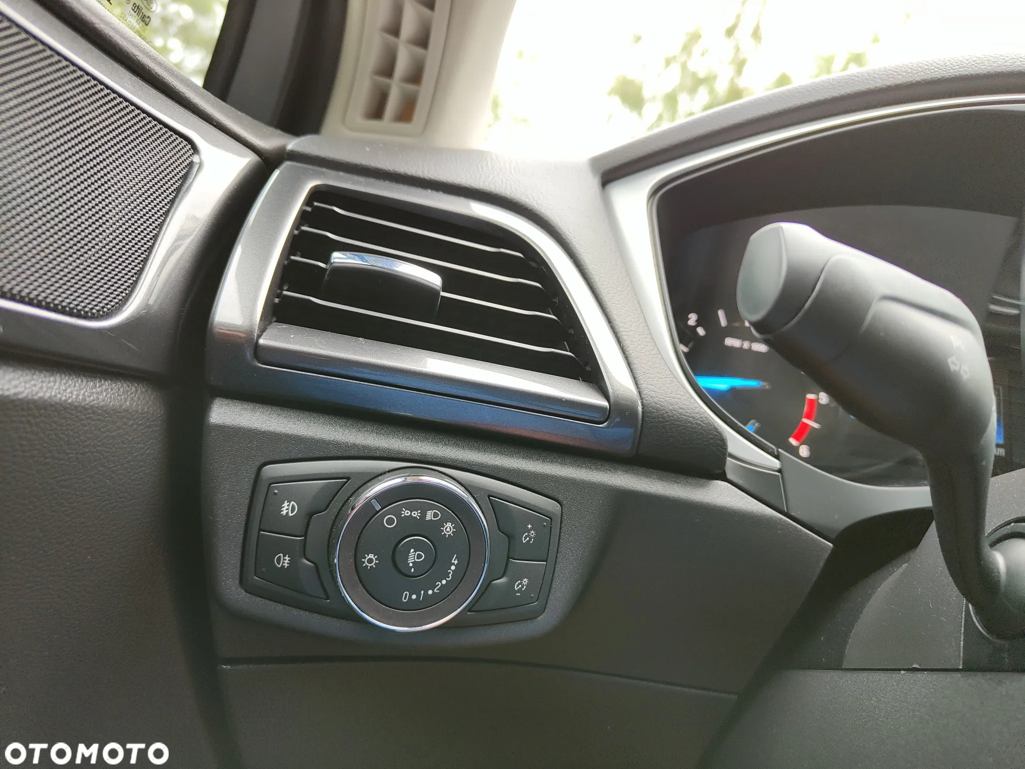 Ford Mondeo 2.0 TDCi Ambiente Plus - 15