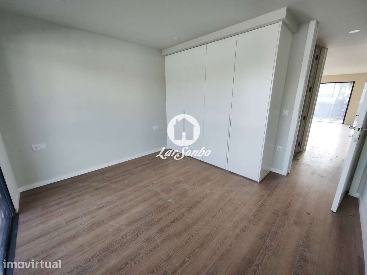 Apartamento T4 Duplex em Barcelos - Grande imagem: 3/29