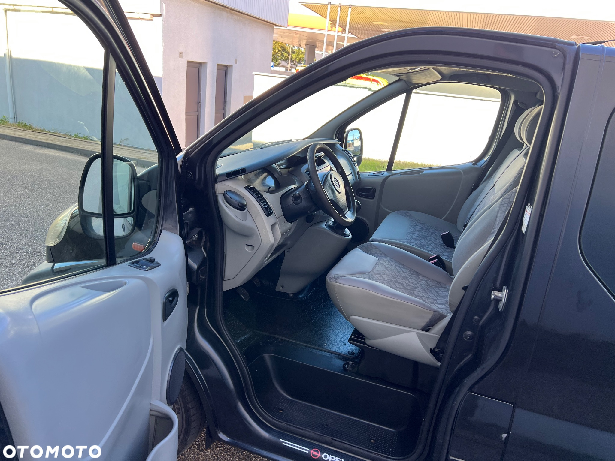 Opel Vivaro LONG - 19