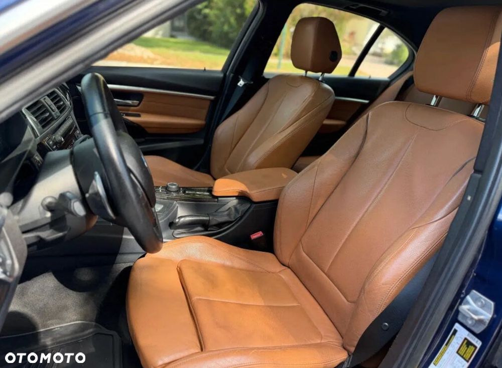 BMW Seria 3 330i Edition Luxury Line Purity - 8