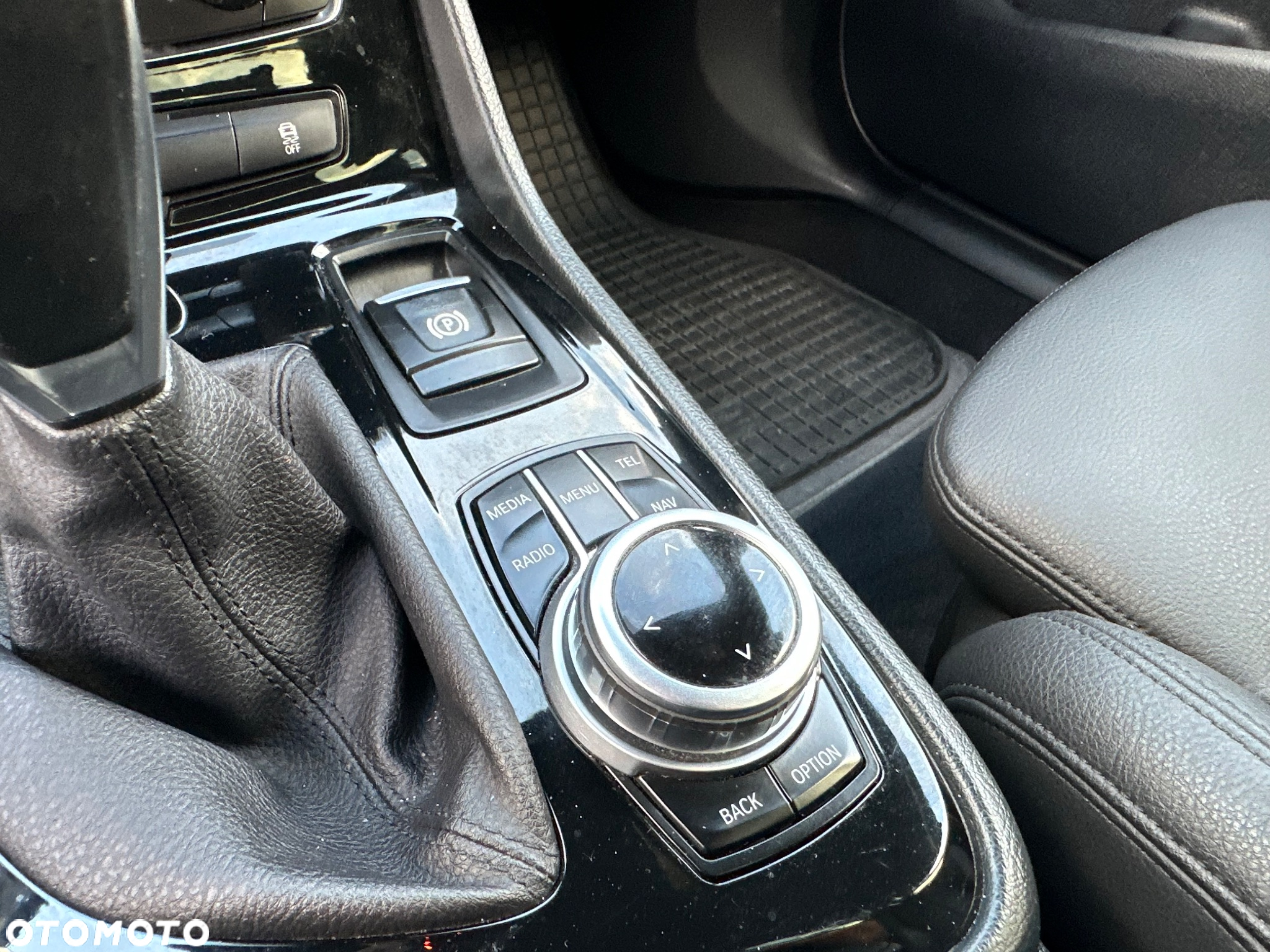 BMW Seria 2 218d GT Luxury Line - 24