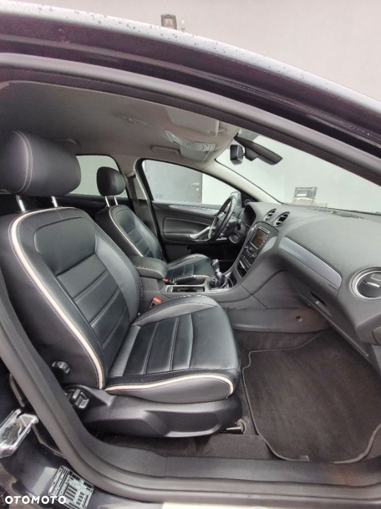 Ford Mondeo 2.0 TDCi Titanium S - 19