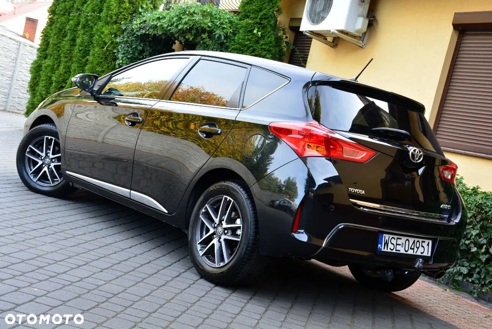 Toyota Auris 1.6 Premium Comfort - 19