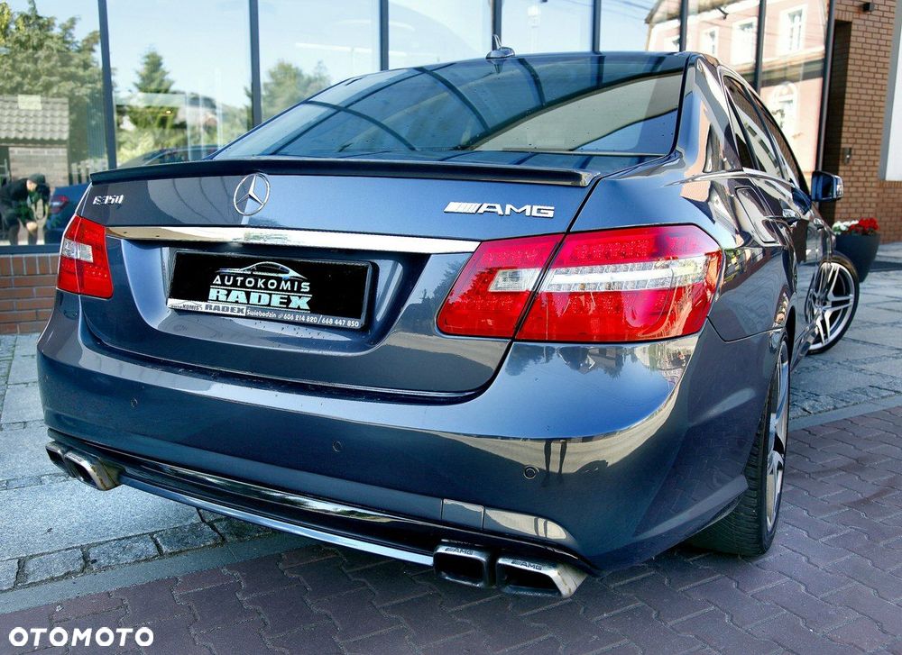 Mercedes-Benz Klasa E 350 CDI DPF 4Matic BlueEFFICIENCY 7G-TRONIC Avantgarde - 27