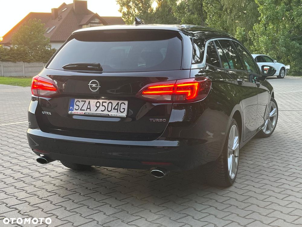 Opel Astra 1.6 T Dynamic S&S - 18