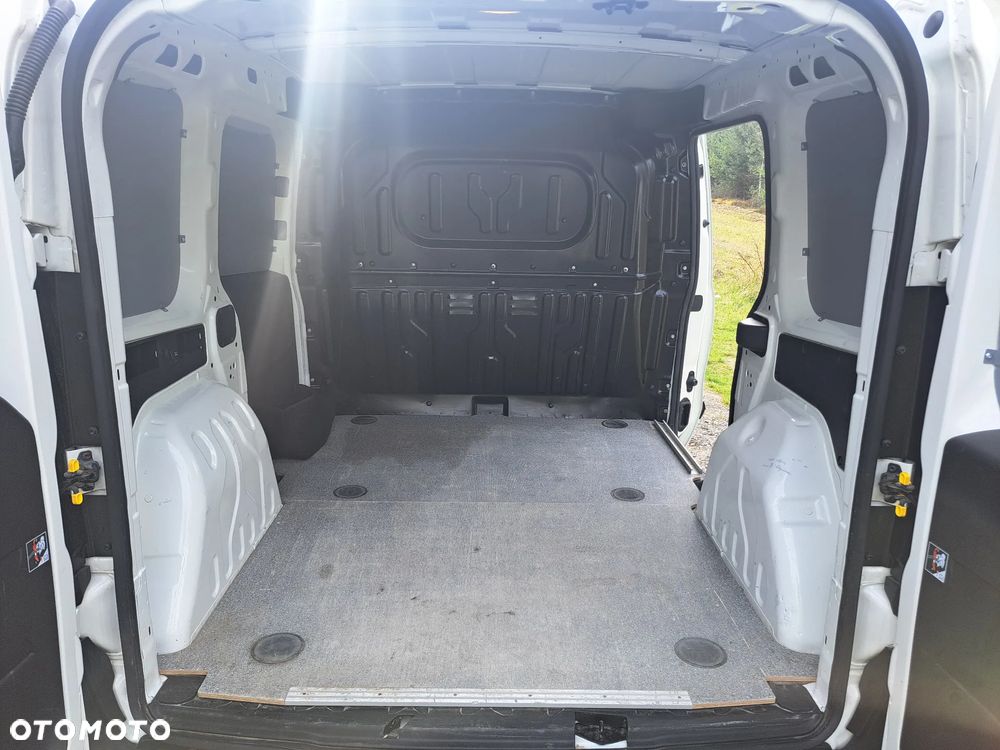 Fiat Doblo II - 17