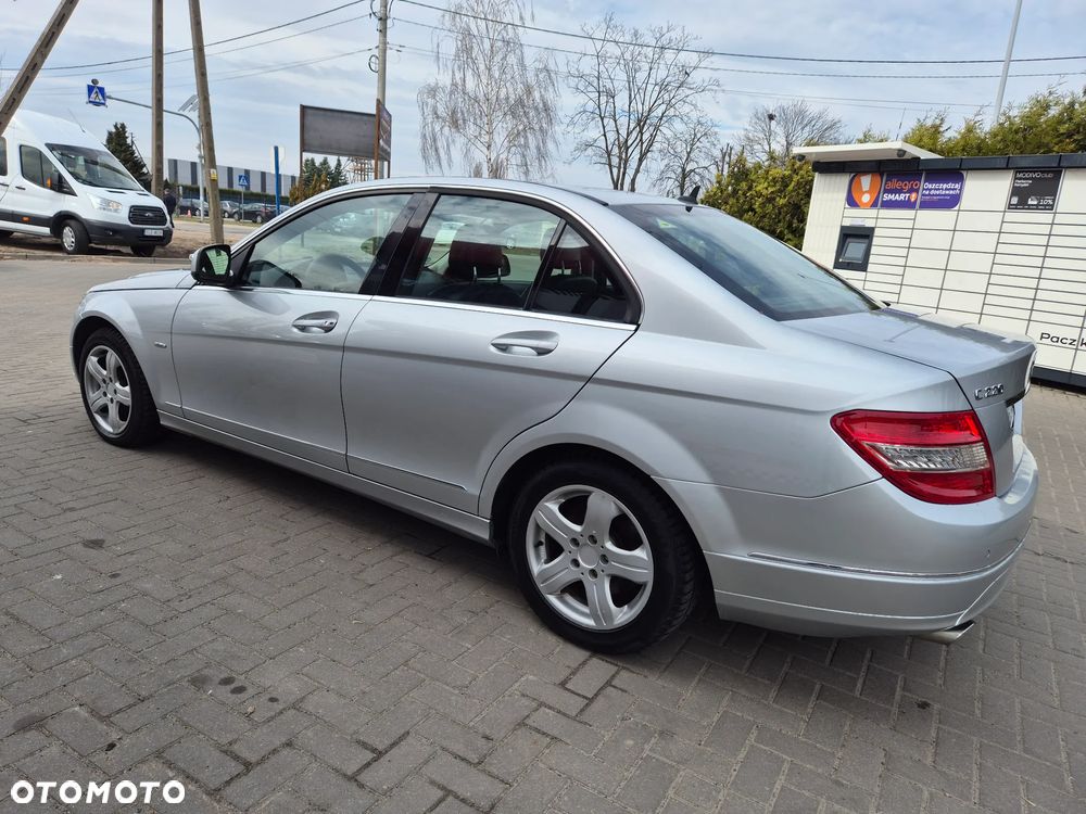 Mercedes-Benz Klasa C 220 CDI Avantgarde - 8