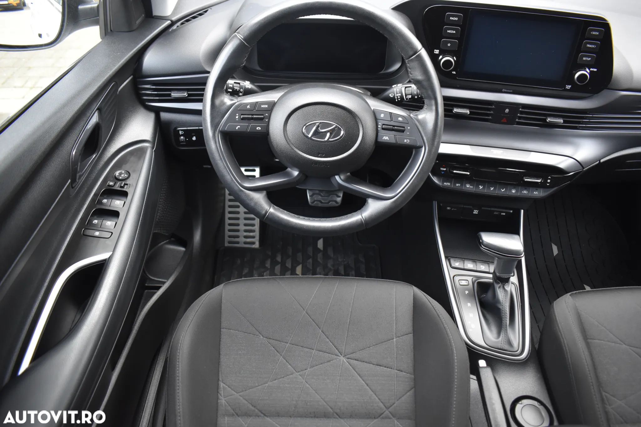 Hyundai Bayon 1.0 T-GDI M-Hybrid 100 CP 7DCT Led Line - 9