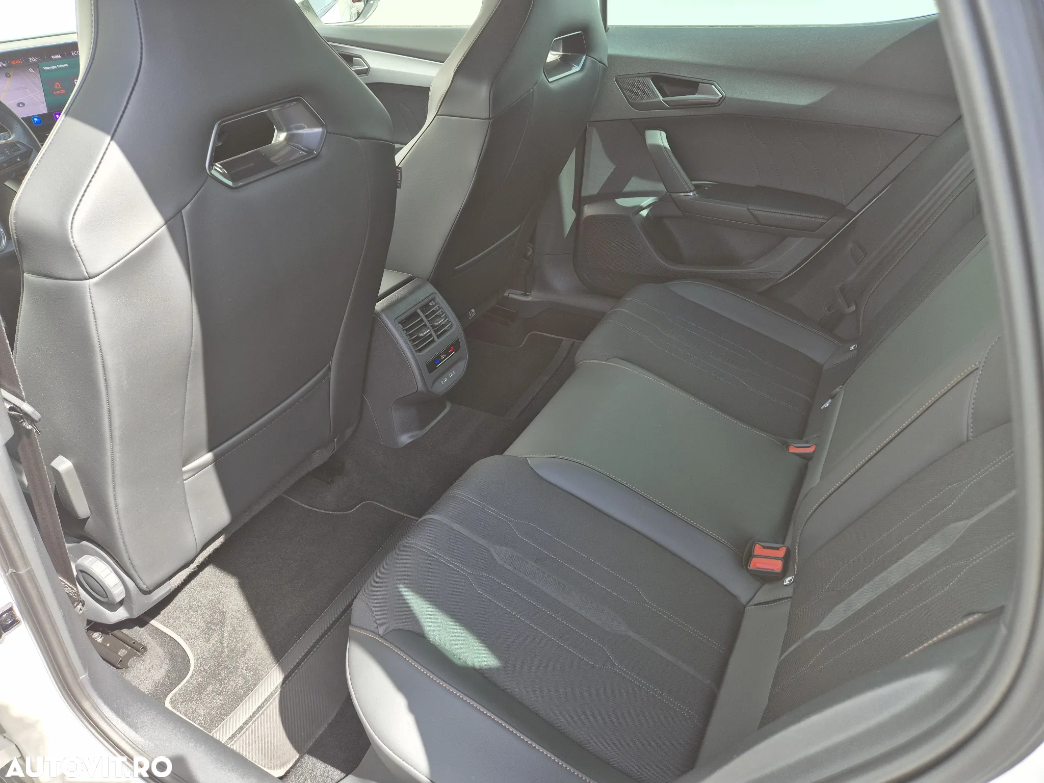 Cupra Formentor VZ 1.4 e-Hybrid DSG - 12