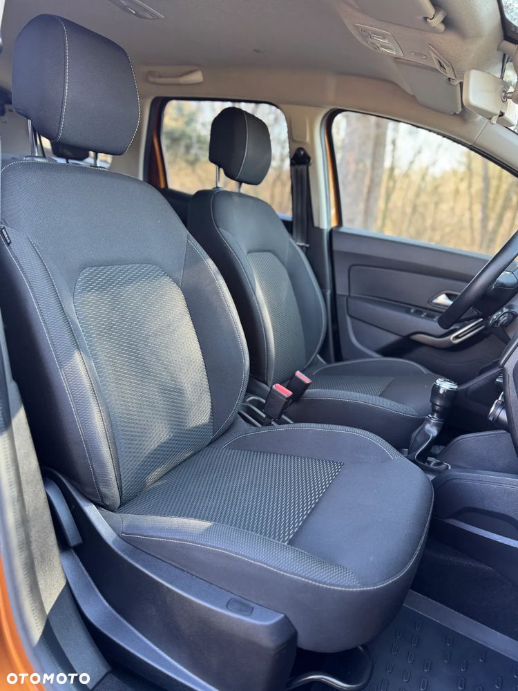 Dacia Duster 1.6 SCe Ambiance S&S - 27